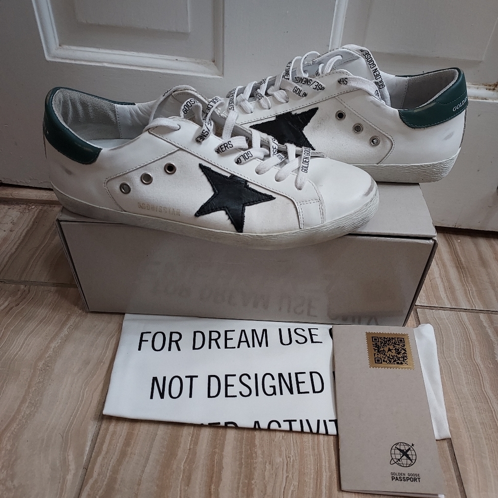 Golden Goose Superstar Low Top Men's Sneaker - Picture 2 of 11